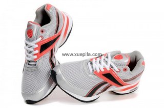 Reebok锐步easytone 2012新款1010跑步鞋浅灰黑红色 女